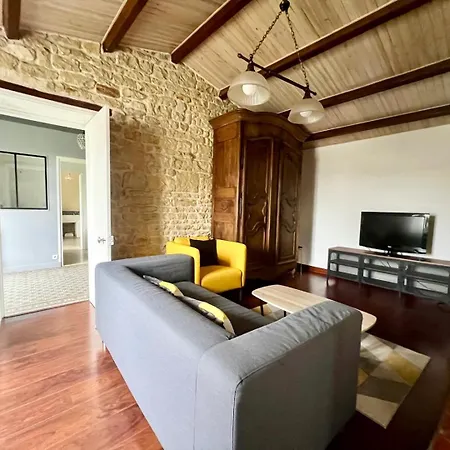 Pensión Charmante Maison En Pierre - Confort Equipee - Parking Prive - Wifi Gratuit - 15min De La Rochelle Saint-Ouen-d'Aunis