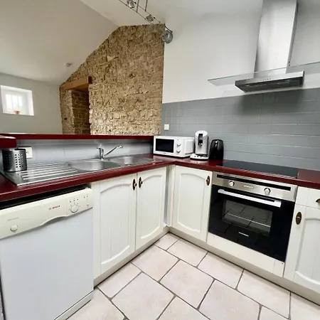 Penzion Charmante Maison En Pierre - Confort Equipee - Parking Prive - Wifi Gratuit - 15min De La Rochelle